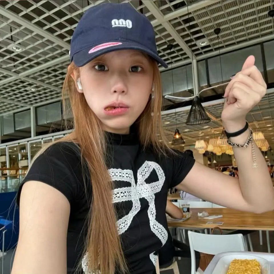 岩洞惊魂